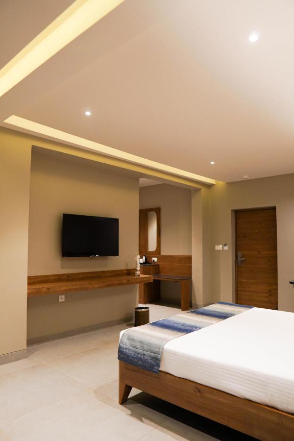 Cosmique Clarks Inn Suites Goa Madgaon Exteriör bild